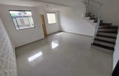 Imagem 2: Alugo sobrado. Varanda, 110m² de Área, 2 Vagas na garageme3 Dormitórios