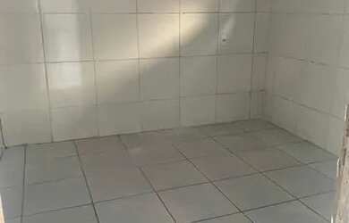 Imagem: O quarto possui Imóvel novo e está localizado em Tancredo