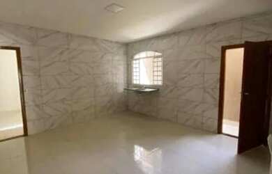 Imagem 1: VENDO EXCELENTE CASA. 90m² de Área, 1 Vaga na garageme3 Dormitórios