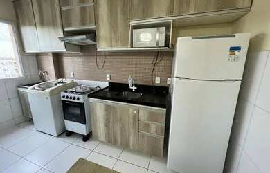 Imagem: A casa possui 3 Dormitórios, 1 Banheiro, 1 Vaga na garagem