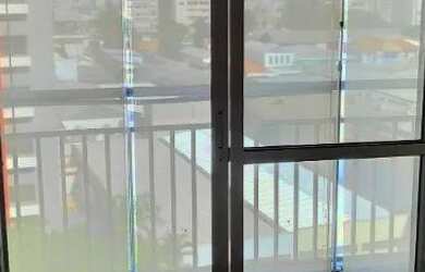 Imagem: O apartamento possui 2 Dormitórios, 1 Banheiro, 1 Vaga na garagem