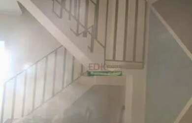 Imagem: A casa possui 2 Dormitórios, 1 Banheiro, 1 Vaga na garagem