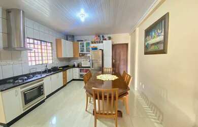 Imagem: Casa com sobra de terreno proxima ao Max Atacadista da Região