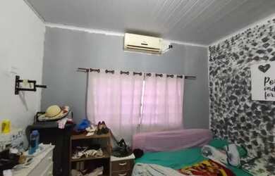 Imagem: A casa possui 3 Dormitórios, 1 Banheiro, 98m² de Área e