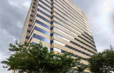 Imagem: O depósito possui 5 Vagas na garagem, 2204m² de Área e está