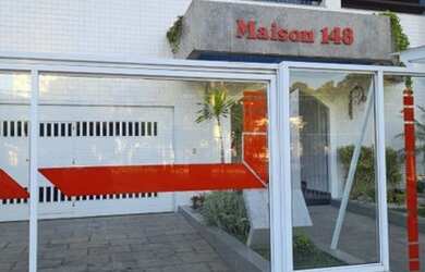 Imagem: O apartamento possui 2 Dormitórios, 1 Banheiro, 100m² de Área