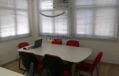 Imagem: O depósito possui 1 Vaga na garagem e 40m² de Área e está