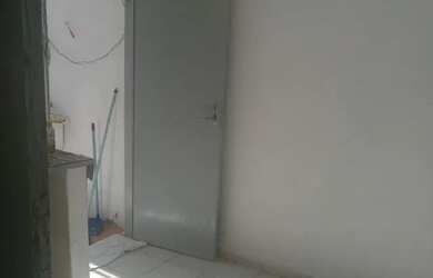 Imagem 3: ALUGUEL. 1 Banheiroe1 Dormitório