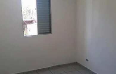 Imagem: O apartamento possui 3 Dormitórios, 1 Banheiro, 1 Vaga na garagem