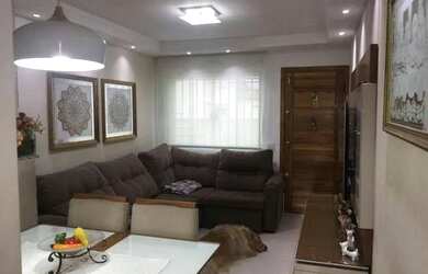 Imagem: A casa possui 3 Dormitórios, 2 Banheiros, 1 Vaga na garagem