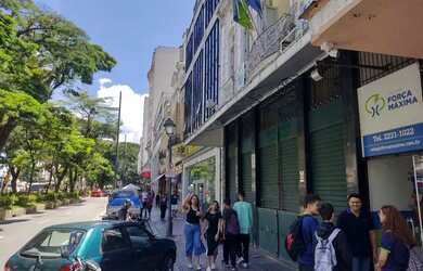 Imagem 1: Essa loja está esperando por você!<br>Ponto com grande fluxo, 240 M2