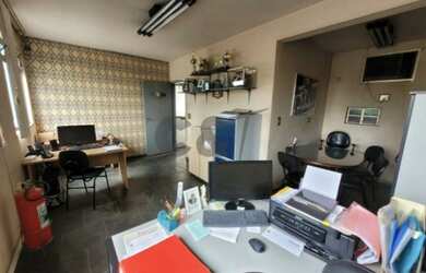 Imagem: O depósito possui 280m² de Área e está localizado em Vila