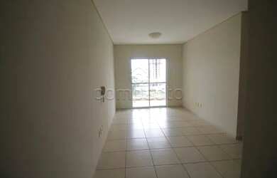 Imagem: O apartamento possui 2 Dormitórios, 2 Banheiros, 2 Vagas na