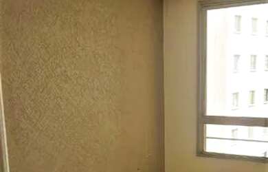 Imagem: O apartamento possui 2 Dormitórios, 1 Banheiro, 2 Vagas na