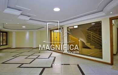 Imagem: A casa possui 5 Dormitórios, 5 Banheiros, 5 Vagas na garagem