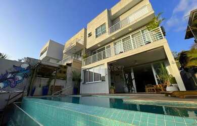 Imagem: A casa em condomínio possui 3 Dormitórios, 3 Banheiros, 4