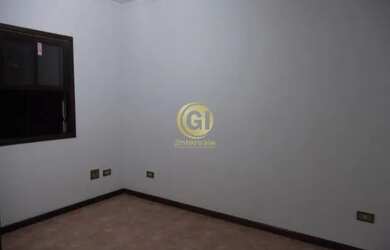 Imagem: A casa em condomínio possui 3 Dormitórios, 2 Banheiros, 2