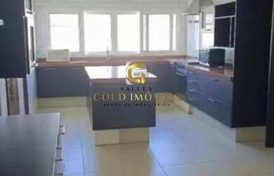 Imagem: A casa possui 5 Dormitórios, 5 Banheiros, 5 Vagas na garagem