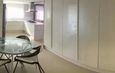 Imagem 2: Locação Anual. Área de serviço, 2 Vagas na garageme4 Dormitórios