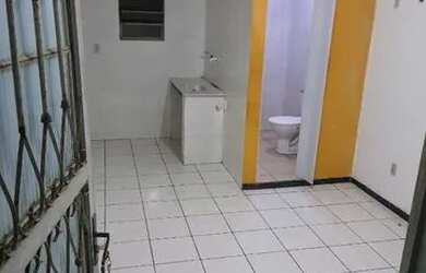 Imagem: A kitnet possui 1 Dormitório, 1 Banheiro e está localizado