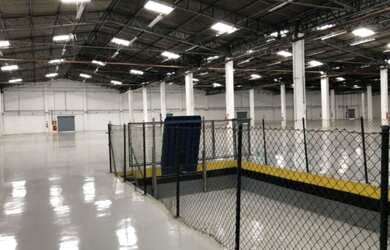 Imagem: O depósito possui 11300m² de Área e está localizado em Vila