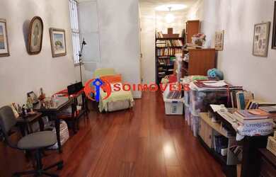 Imagem 2: Alto com vista árvores e comunidade