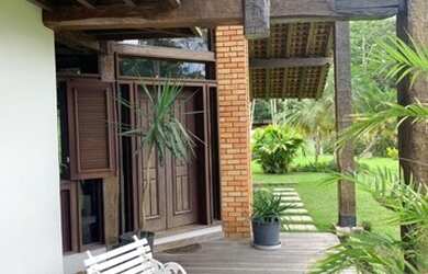 Imagem: A casa em condomínio possui 5 Dormitórios, 5 Banheiros, 5