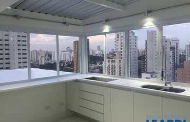 Imagem: O apartamento na cobertura possui 2 Dormitórios, 3 Banheiros
