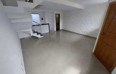 Imagem 4: Alugo sobrado. Varanda, 110m² de Área, 2 Vagas na garageme3 Dormitórios