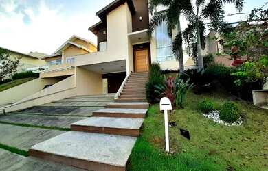 Imagem: A casa em condomínio possui 3 Dormitórios, 4 Banheiros, 4