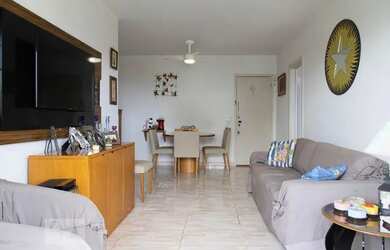 Imagem: O apartamento possui 2 Dormitórios, 2 Banheiros, 1 Vaga na