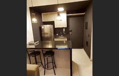 Imagem: O apartamento possui 1 Dormitório, 1 Banheiro, 1 Vaga na garagem