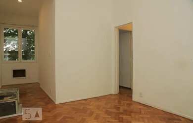 Imagem: O apartamento possui 1 Dormitório, 2 Banheiros, 46m² de Área