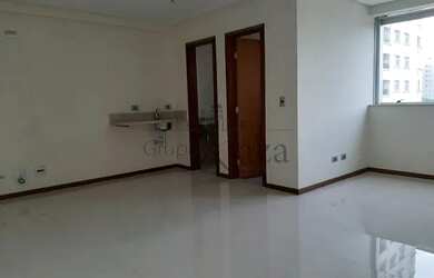 Imagem: O depósito possui 1 Vaga na garagem, 34m² de Área e está