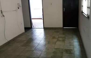 Imagem 4: R$280.000) Bairro de Lourdes - Casa quase em frente ao Colégio Tiradentes