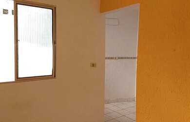 Imagem: A casa possui 2 Dormitórios, 1 Banheiro, 30m² de Área e