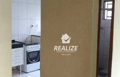 Imagem: O apartamento possui 2 Dormitórios, 1 Banheiro, 1 Vaga na garagem