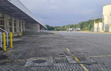 Imagem 12: Galpão/Depósito/Armazém para aluguel possui 4104 metros quadrados