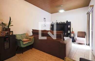 Imagem: A casa possui 3 Dormitórios, 3 Banheiros, 86m² de Área e