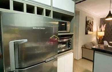 Imagem: O apartamento possui 2 Dormitórios, 1 Banheiro, 1 Vaga na garagem