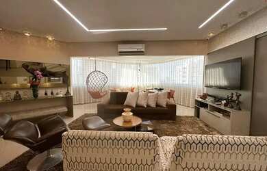 Imagem: O apartamento possui 4 Dormitórios, 5 Banheiros, 5 Vagas na