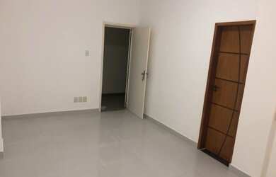 Imagem: O depósito possui 27m² de Área e está localizado em Brotas