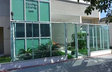 Imagem: O apartamento possui 2 Dormitórios e está localizado em Praia