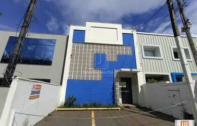 Imagem: O depósito possui 2 Vagas na garagem e 132m² de Área e está