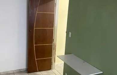 Imagem: A casa possui 1 Dormitório, 1 Banheiro, 40m² de Área e está