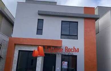 Imagem: A casa em condomínio possui 3 Dormitórios, 1 Banheiro, 1 Vaga