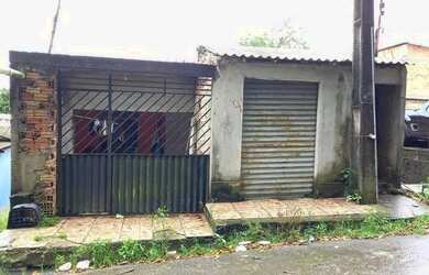 Imagem: A casa possui 2 Dormitórios, 1 Banheiro, 1 Vaga na garagem