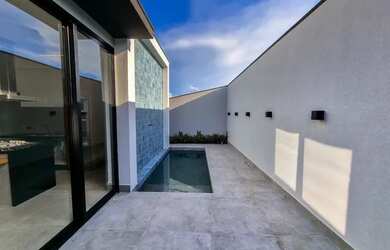 Imagem: A casa em condomínio possui 3 Dormitórios, 5 Banheiros, 3