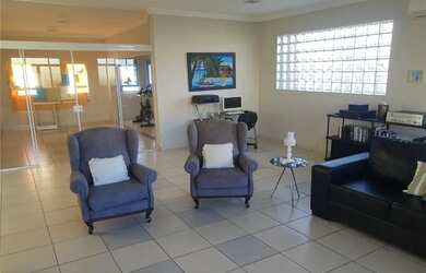 Imagem: A casa em condomínio possui 3 Dormitórios, 4 Banheiros, 4