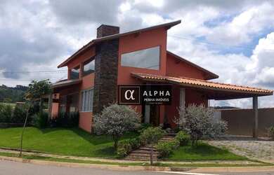 Imagem: A casa em condomínio possui 3 Dormitórios, 2 Banheiros, 4